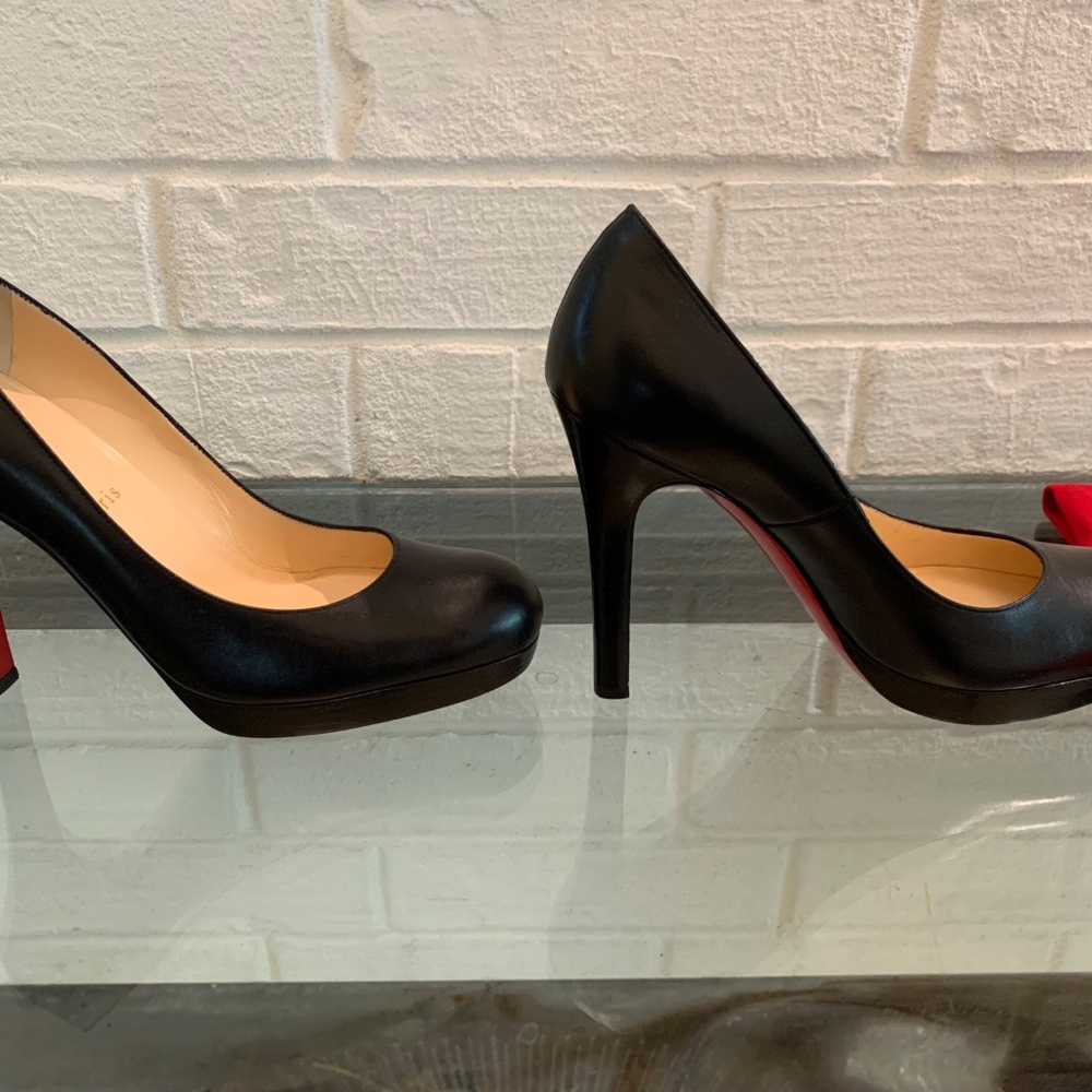 Christian Louboutin Platform Heels Size 39 New Black Napa Leather - Picture 2 of 4
